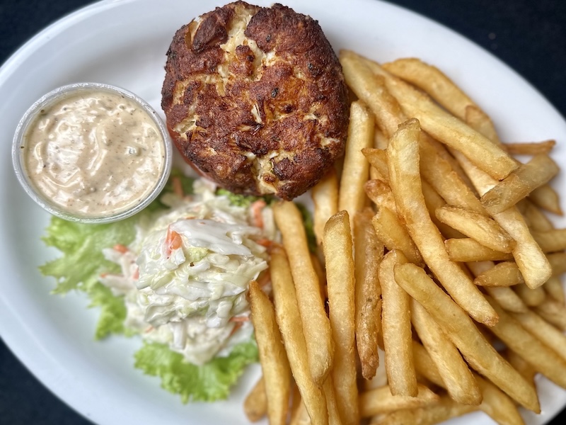 Arena's Crab Cake Platter image